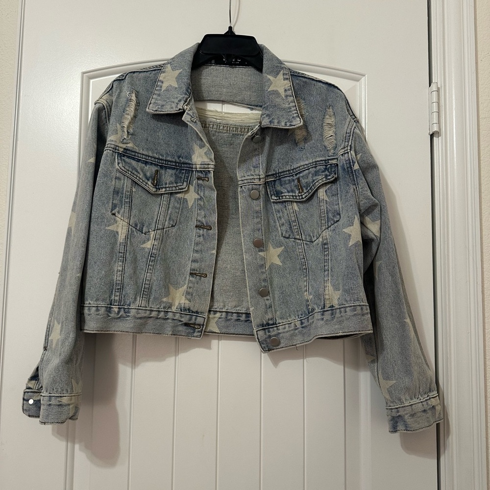 Star-Print Light Blue Cropped Denim Jacket - Unbranded